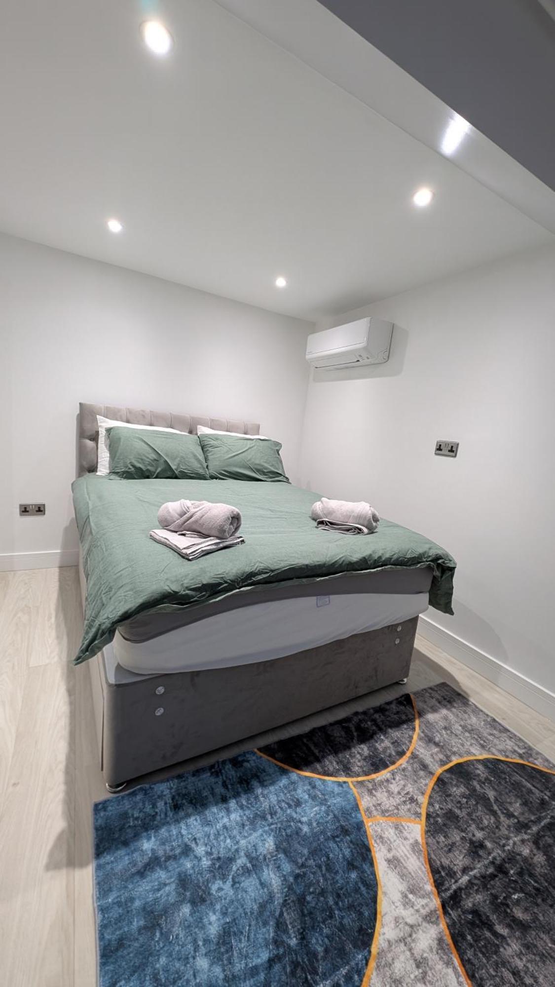Family Friendly Fully Refurbished 3 Bedroom, 3 Bathroom In * Londres