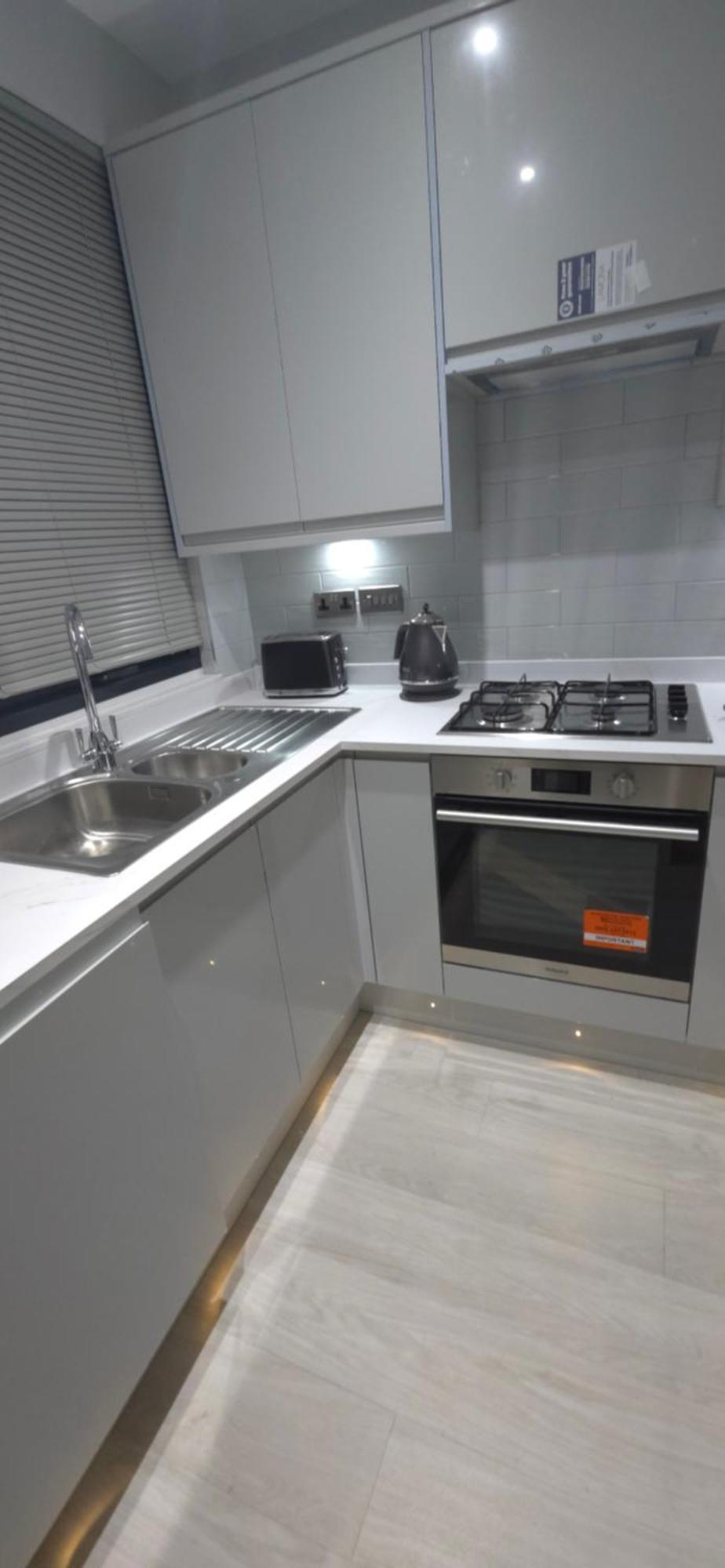 Family Friendly Fully Refurbished 3 Bedroom, 3 Bathroom In Appartement Londres