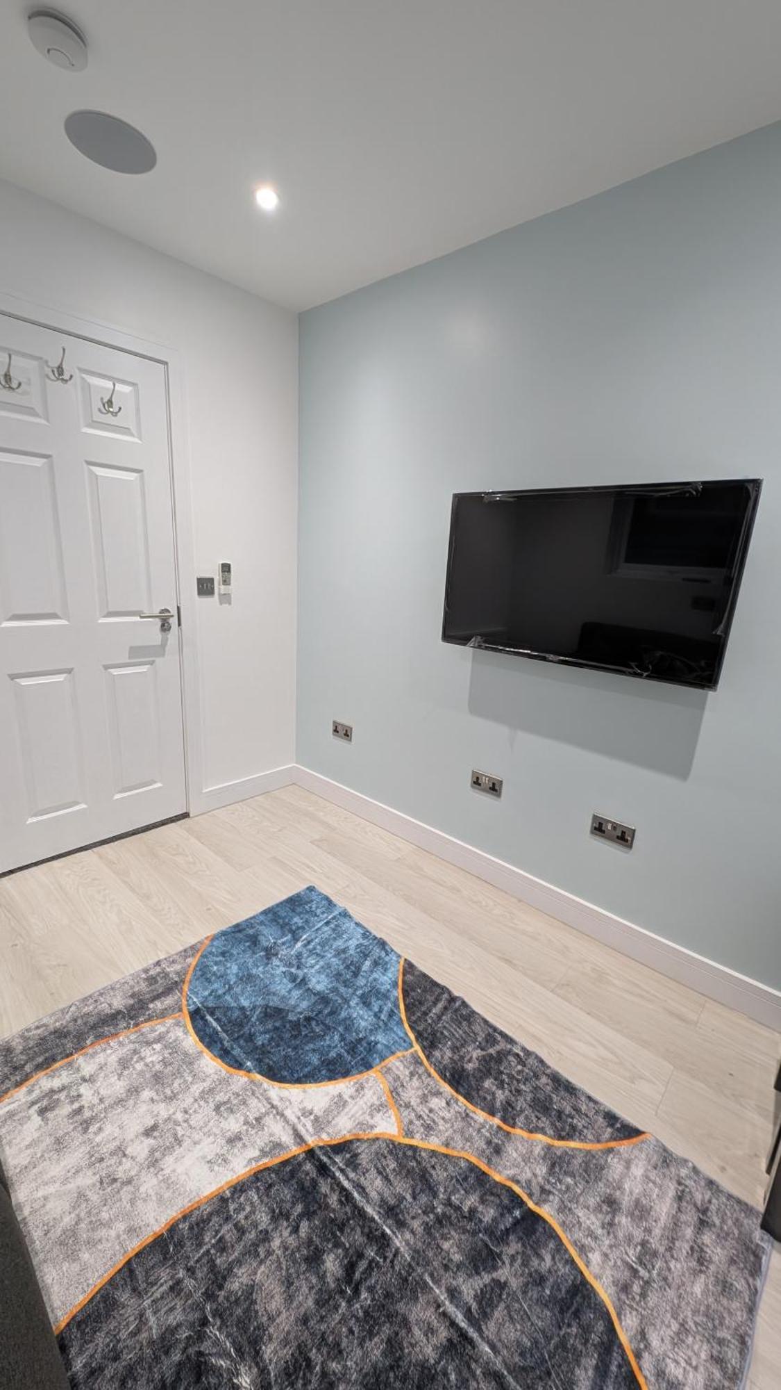 Apartamento Family Friendly Fully Refurbished 3 Bedroom, 3 Bathroom In